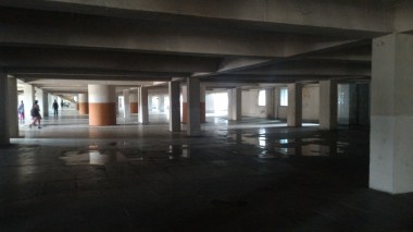 The deserted Thiruvanmiyur MRTS station at 2 pm